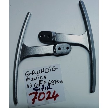 GRUNDİG MUNİCH 43 GFF6970 B SIFIR MASA AYAĞI , GRUNDİG MUNİCH 43 GFF6970 B SIFIR SEHPA AYAĞI , STAND , AYAK , GRUNDİG AYAKLARI..