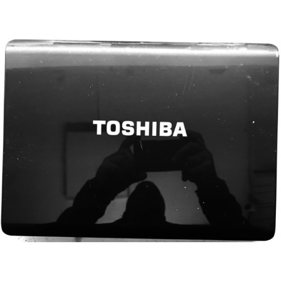 TOSHIBA EROPA GMBH ARKA KAPAK , K000051220 ÜST KAPAK , TOSHIBA SATALITE A200-1CR ARKA KAPAK , TOSHIBA PSAE0E-02G01STE ARKA KAPAK , ORJİNAL ÇIKMA.